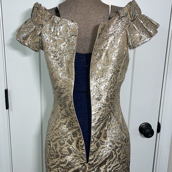 Marchesa Notte Champagne Dress Size 4 - Picture 8 of 13